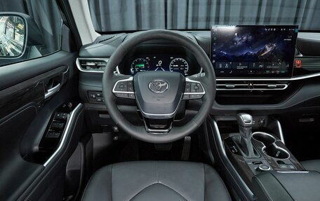 Toyota Highlander, 2026 год, 5 500 000 рублей, 8 фотография