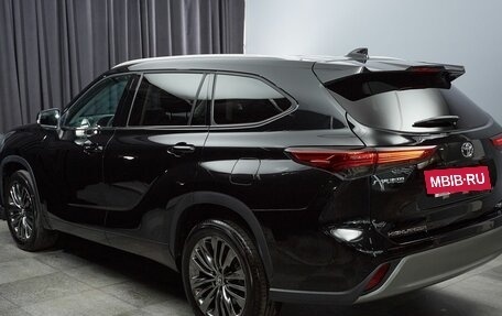 Toyota Highlander, 2026 год, 5 500 000 рублей, 6 фотография