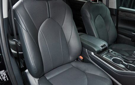 Toyota Highlander, 2026 год, 5 500 000 рублей, 17 фотография
