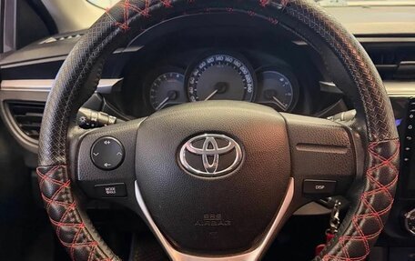 Toyota Corolla, 2013 год, 1 270 000 рублей, 8 фотография