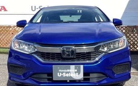 Honda Grace I, 2017 год, 875 000 рублей, 2 фотография