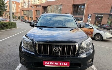 Toyota Land Cruiser Prado 150 рестайлинг 2, 2010 год, 2 585 000 рублей, 2 фотография