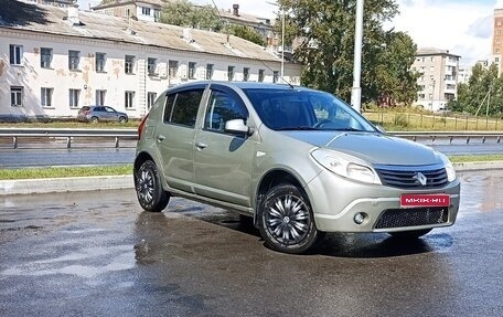 Renault Sandero I, 2010 год, 375 000 рублей, 1 фотография