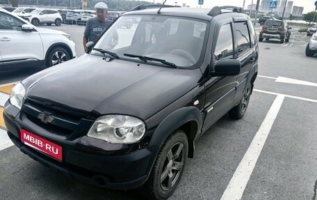 Chevrolet Niva I рестайлинг, 2013 год, 450 000 рублей, 1 фотография