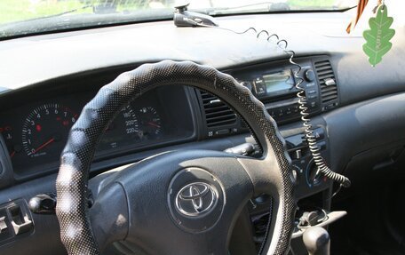 Toyota Corolla, 2003 год, 310 000 рублей, 3 фотография