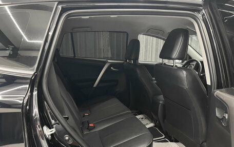 Toyota RAV4, 2017 год, 2 789 000 рублей, 13 фотография
