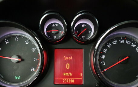 Opel Astra J, 2011 год, 550 000 рублей, 14 фотография