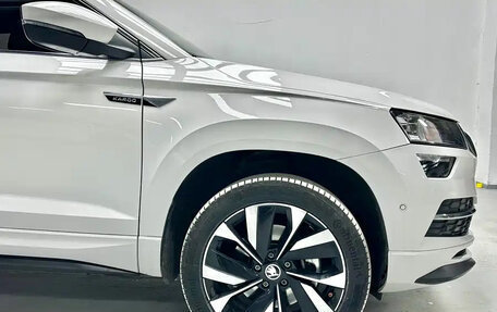 Skoda Karoq I, 2022 год, 1 630 000 рублей, 23 фотография