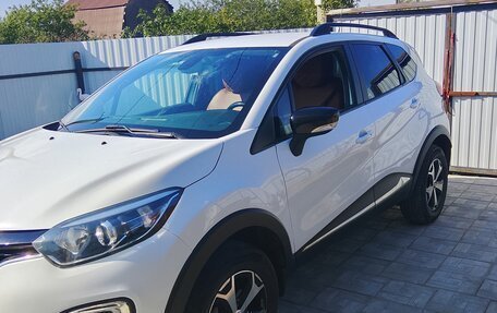 Renault Kaptur I рестайлинг, 2019 год, 1 580 000 рублей, 3 фотография