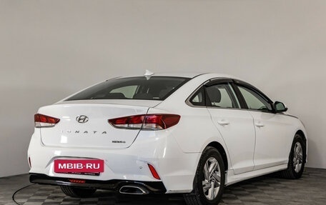 Hyundai Sonata VII, 2019 год, 1 000 000 рублей, 5 фотография