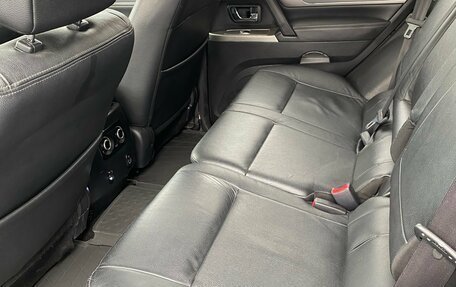 Mitsubishi Pajero IV, 2015 год, 2 474 000 рублей, 13 фотография