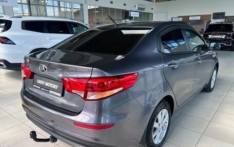 KIA Rio III рестайлинг, 2016 год, 995 000 рублей, 6 фотография