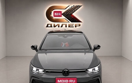 Volkswagen Golf VIII, 2023 год, 2 170 000 рублей, 1 фотография