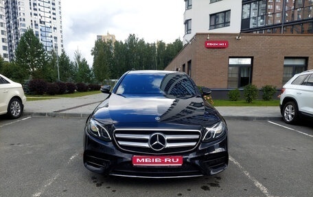 Mercedes-Benz E-Класс, 2019 год, 3 500 000 рублей, 1 фотография