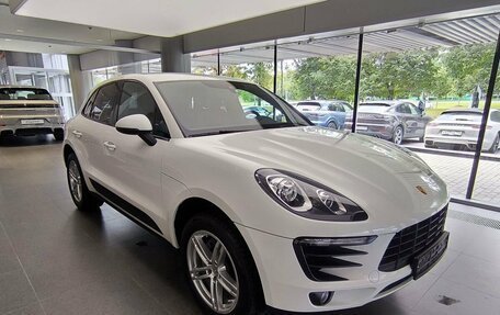 Porsche Macan I рестайлинг, 2016 год, 3 280 000 рублей, 3 фотография