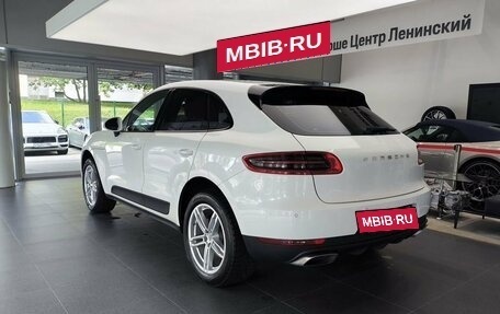 Porsche Macan I рестайлинг, 2016 год, 3 280 000 рублей, 4 фотография