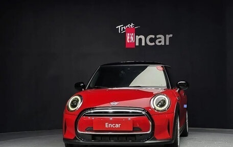 MINI Hatch, 2022 год, 1 797 000 рублей, 3 фотография