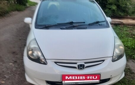 Honda Fit III, 2006 год, 380 000 рублей, 3 фотография