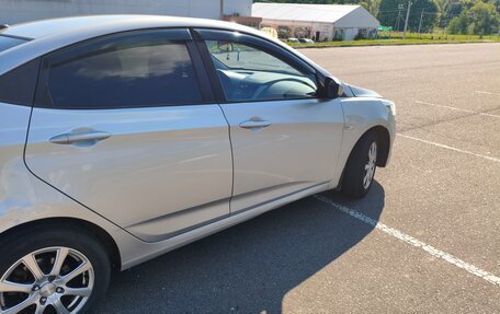 Hyundai Solaris II рестайлинг, 2016 год, 740 000 рублей, 4 фотография