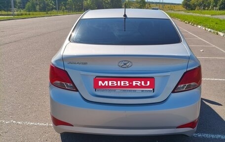 Hyundai Solaris II рестайлинг, 2016 год, 740 000 рублей, 2 фотография
