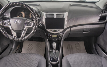 Hyundai Solaris II рестайлинг, 2011 год, 739 000 рублей, 11 фотография