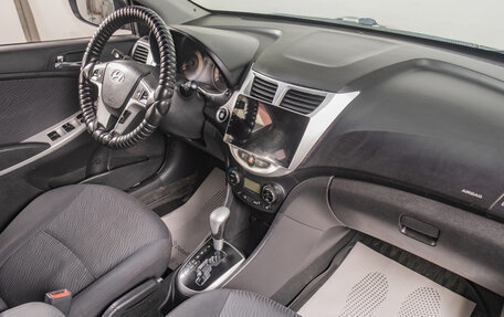 Hyundai Solaris II рестайлинг, 2011 год, 739 000 рублей, 18 фотография