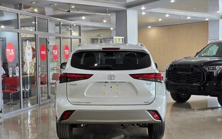 Toyota Highlander, 2026 год, 5 100 000 рублей, 4 фотография