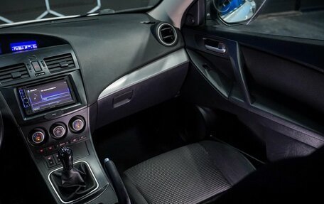 Mazda 3, 2011 год, 715 000 рублей, 27 фотография