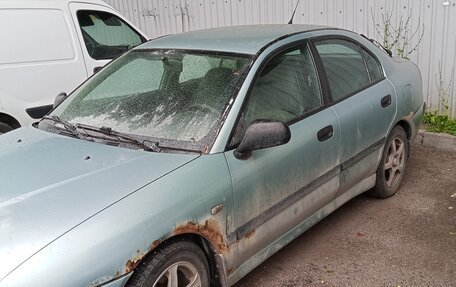 Mitsubishi Carisma I, 2003 год, 250 000 рублей, 1 фотография