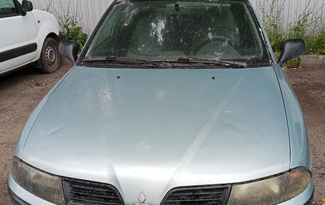 Mitsubishi Carisma I, 2003 год, 250 000 рублей, 2 фотография
