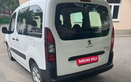 Peugeot Partner II рестайлинг 2, 2017 год, 1 100 000 рублей, 1 фотография