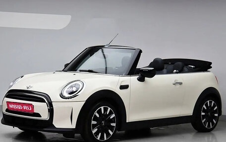 MINI Cabrio, 2022 год, 1 797 000 рублей, 1 фотография