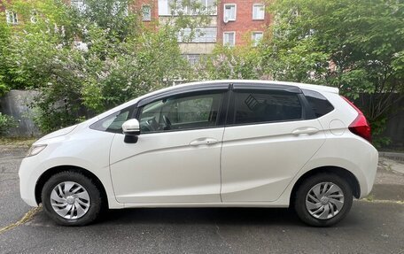 Honda Fit III, 2013 год, 1 080 000 рублей, 3 фотография