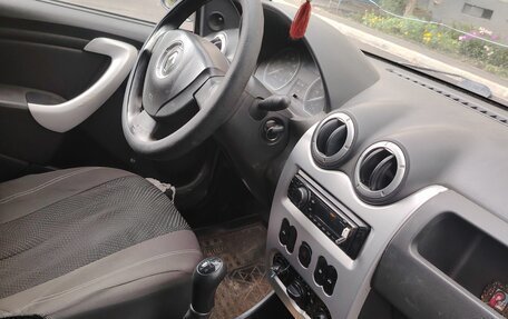 Renault Logan I, 2014 год, 395 000 рублей, 8 фотография