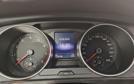Volkswagen Tiguan II, 2020 год, 2 389 000 рублей, 13 фотография