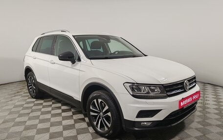 Volkswagen Tiguan II, 2020 год, 2 389 000 рублей, 3 фотография