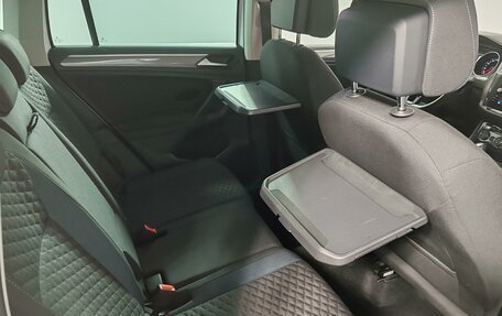 Volkswagen Tiguan II, 2020 год, 2 389 000 рублей, 20 фотография