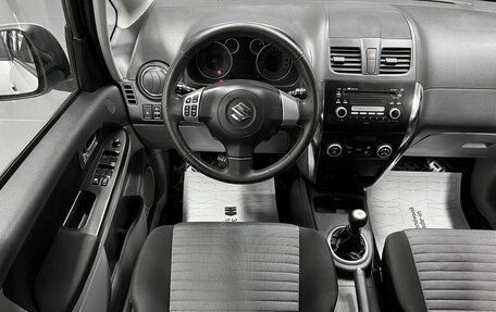 Suzuki SX4 II рестайлинг, 2011 год, 975 000 рублей, 11 фотография