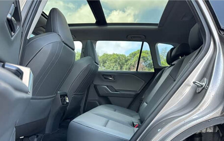 Toyota RAV4, 2026 год, 4 335 000 рублей, 12 фотография