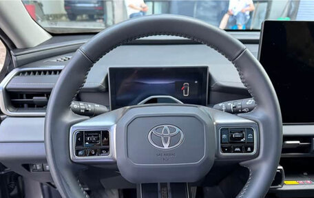 Toyota RAV4, 2026 год, 4 335 000 рублей, 8 фотография