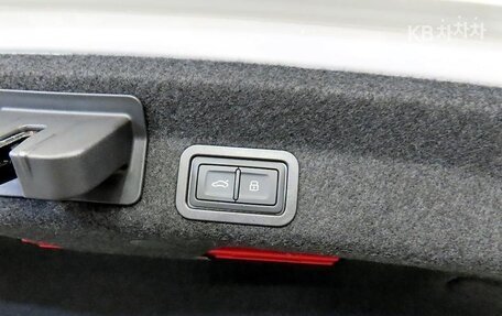 Audi A6, 2023 год, 5 074 020 рублей, 17 фотография