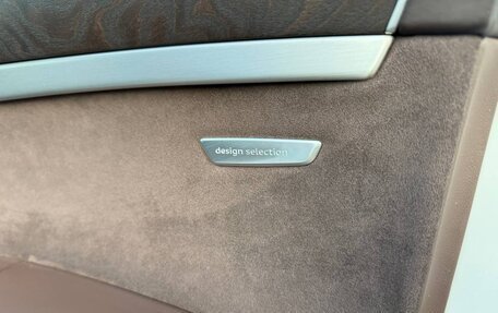 Audi A8, 2012 год, 1 400 000 рублей, 10 фотография