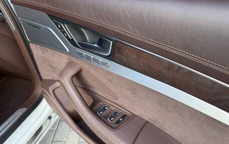 Audi A8, 2012 год, 1 400 000 рублей, 15 фотография