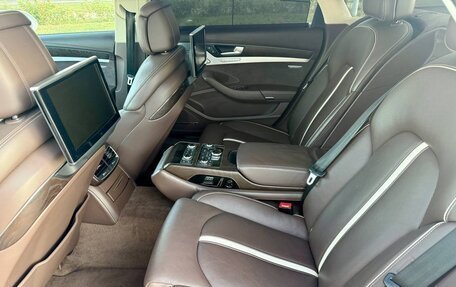 Audi A8, 2012 год, 1 400 000 рублей, 24 фотография