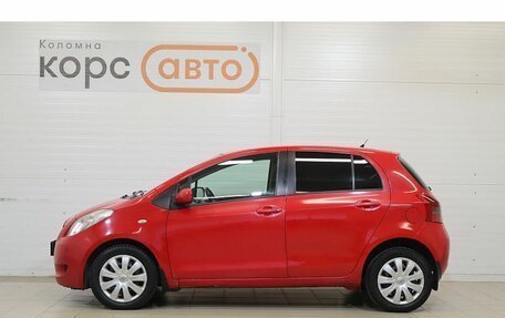 Toyota Yaris III рестайлинг, 2008 год, 779 000 рублей, 2 фотография