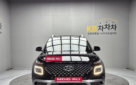 Hyundai Venue I, 2023 год, 1 200 000 рублей, 3 фотография