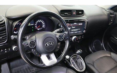 KIA Soul II рестайлинг, 2018 год, 1 693 400 рублей, 6 фотография