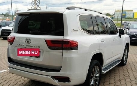 Toyota Land Cruiser, 2021 год, 9 000 000 рублей, 3 фотография