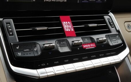 Toyota Land Cruiser, 2021 год, 9 000 000 рублей, 15 фотография