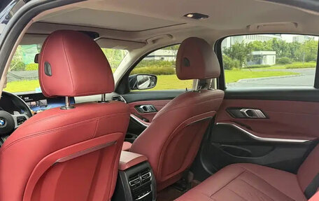 BMW 3 серия, 2023 год, 2 729 000 рублей, 15 фотография